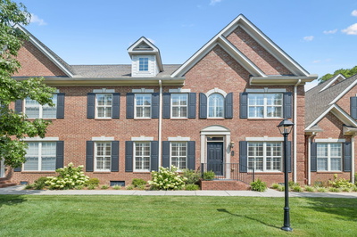 107 Brilliantine Cir