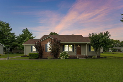 2611 Linden Ln