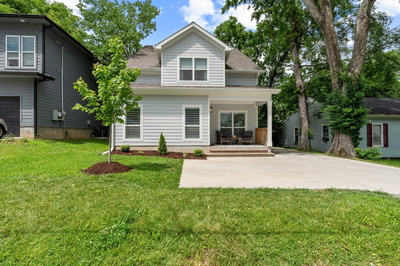 528 Veritas St