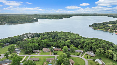 320 Estate Dr