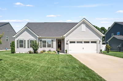 2713 Greenview Dr