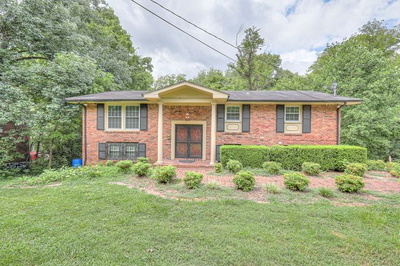 3325 Dumas Dr