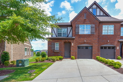 2040 Bungalow Dr