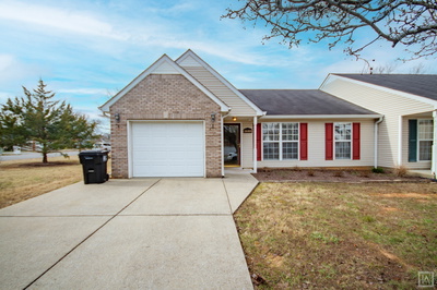 1640 Beaconcrest Cir