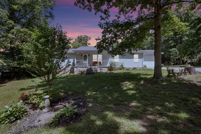 300 Troy Ln