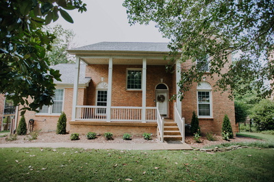 305 Chickasaw Trl