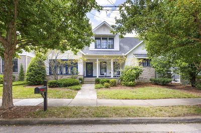 Exterior view of 4405 Westlawn Dr in Nashville, TN