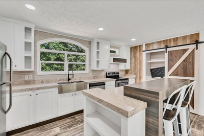 1012 Walnut Dr