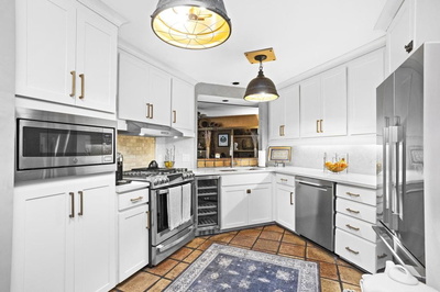 129 Hampton Pl