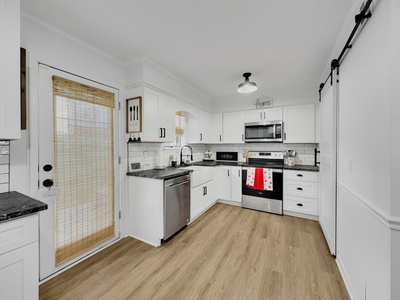 61 Rolling Meadows Dr