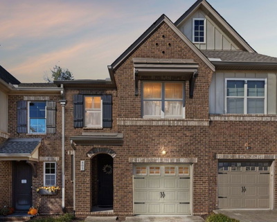 405 Waterbrook Dr
