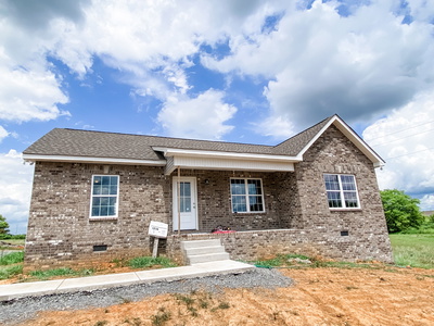 1236 Vickie Ln