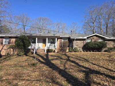 1003 Bellwood Dr