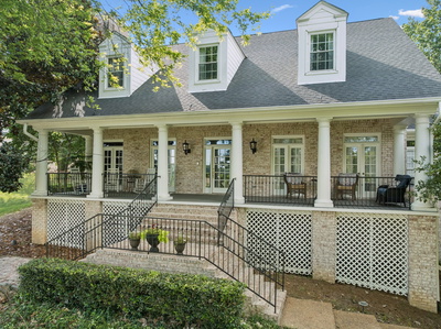 728 Legends Crest Dr