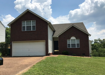 Exterior view of 1925 Dunedin Drive in Mount Juliet, TN