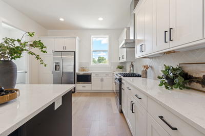 505 Community Ct
