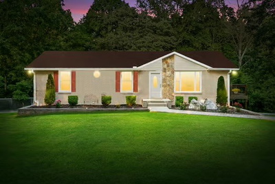 1001 Issac Clifton Rd