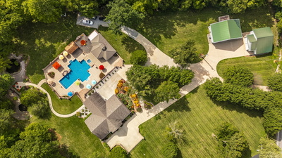 5827 Highway 76, E