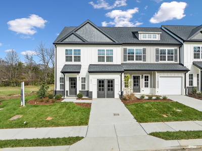 672 Tulip Springs Ct