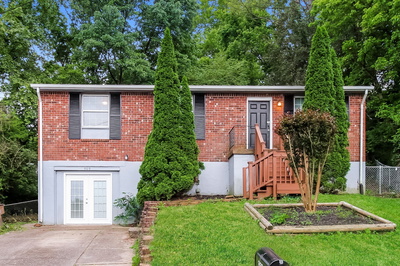 509 Barclay Square Ct