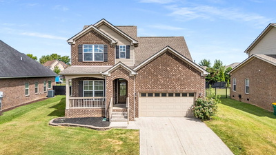 3034 Honeysuckle Dr