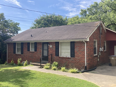 Exterior view of 351 Strasser Dr in Nashville, TN