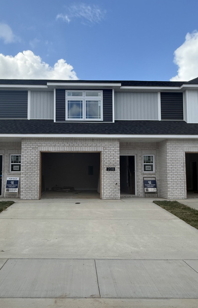 208 W Fallow Ct