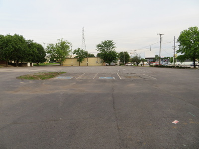 708 Rivergate Pkwy