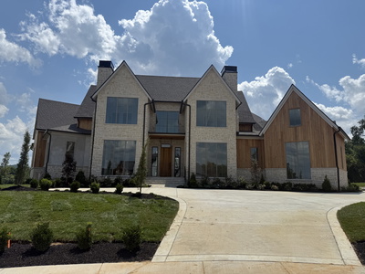 8101 Turning Point Dr