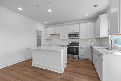 2436 Hamilton Lane