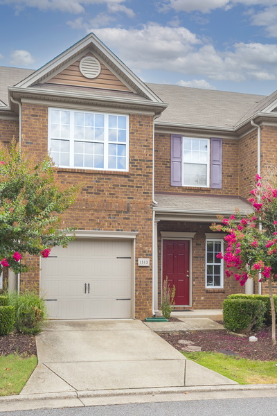 1513 Hamden Dr