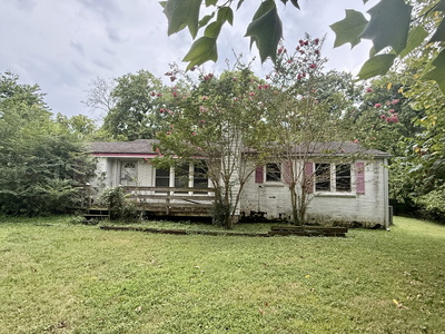 847 Wren Rd