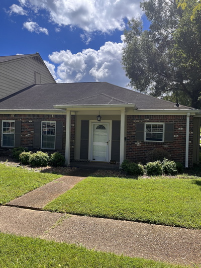 5600 Country Dr