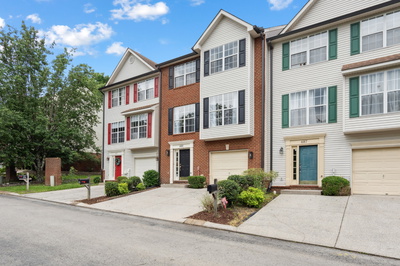 488 Huntington Ridge Dr