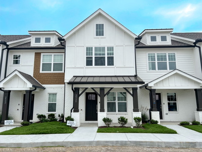 Exterior view of 2520 Hanford Ave in Old Hickory, TN