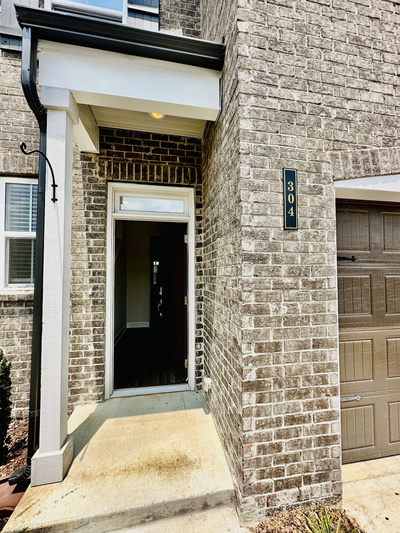 304 Cheval Dr