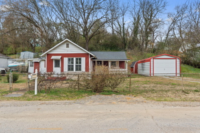965 W Elmwood Drive