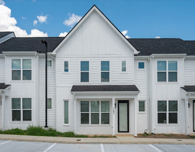 702 Laura Ward Pl