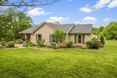 2740 Critz Ln