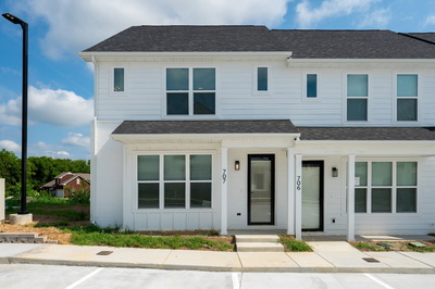 707 Laura Ward Pl