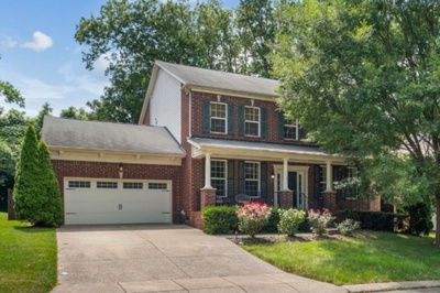 226 Sterling Woods Dr, NE