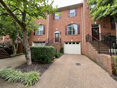 116 Carriage Ct