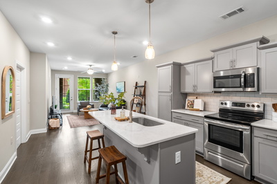 700 Vintage Green Ln