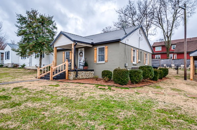 815 W End Cir