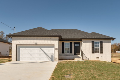 402 Rose Ln