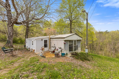 1116 Hillview Ln