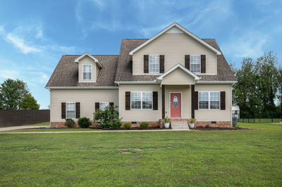 1248 Leaf Ln