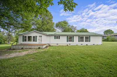 352 Blue Door Rd