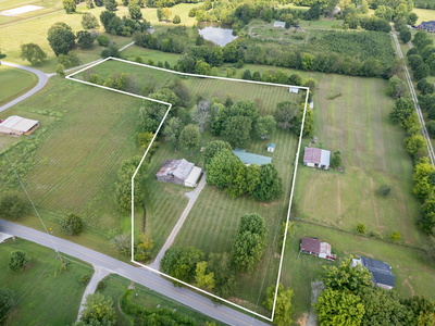 352 Blue Door Rd