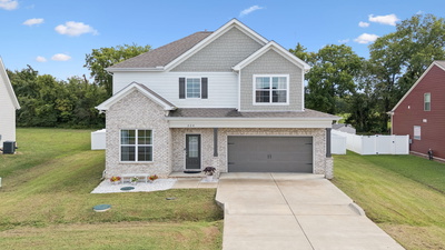 224 Glade Dr